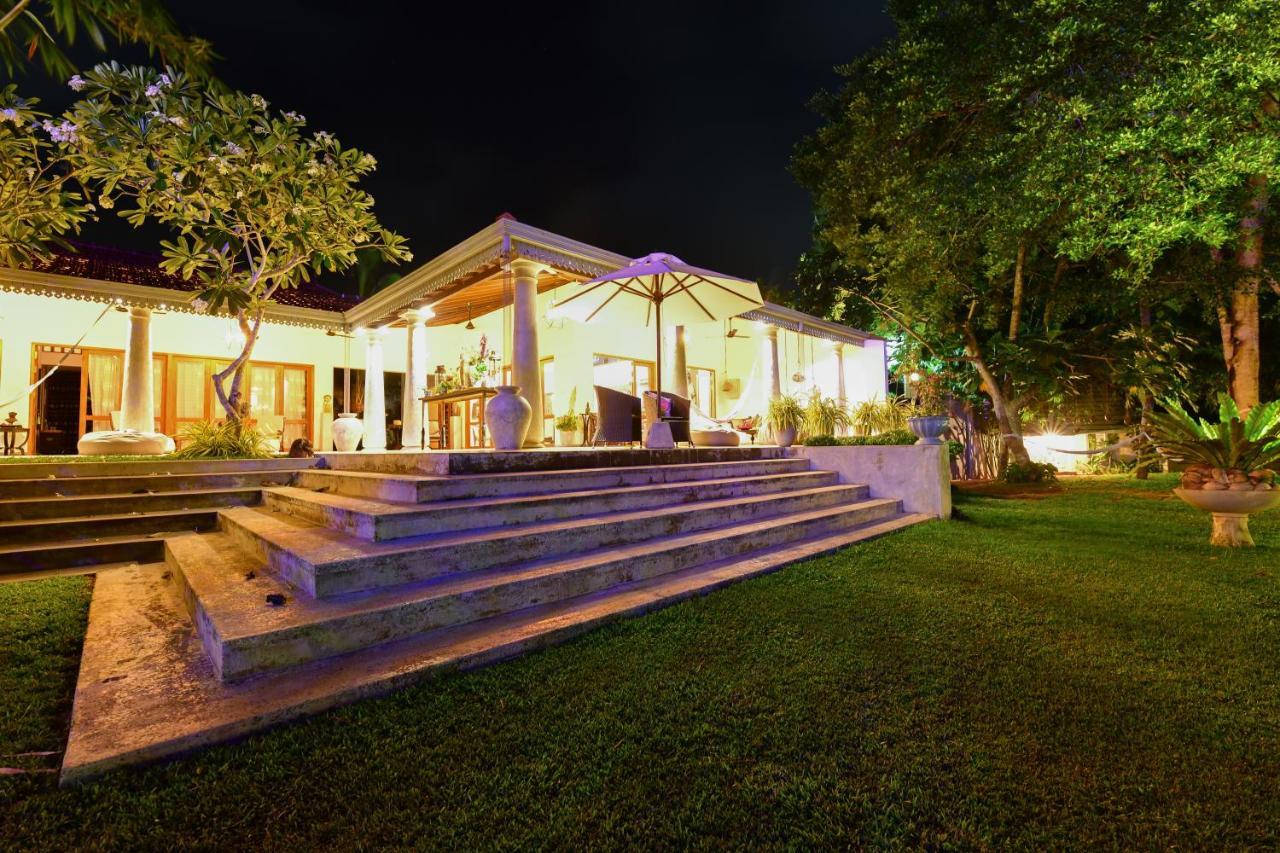 Tropical House - Jungleside Villa Hikkaduwa Dış mekan fotoğraf