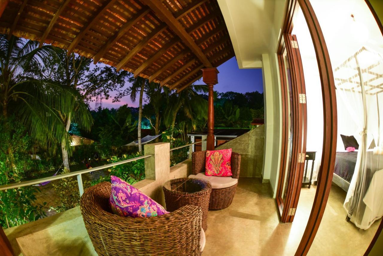Tropical House - Jungleside Villa Hikkaduwa Dış mekan fotoğraf