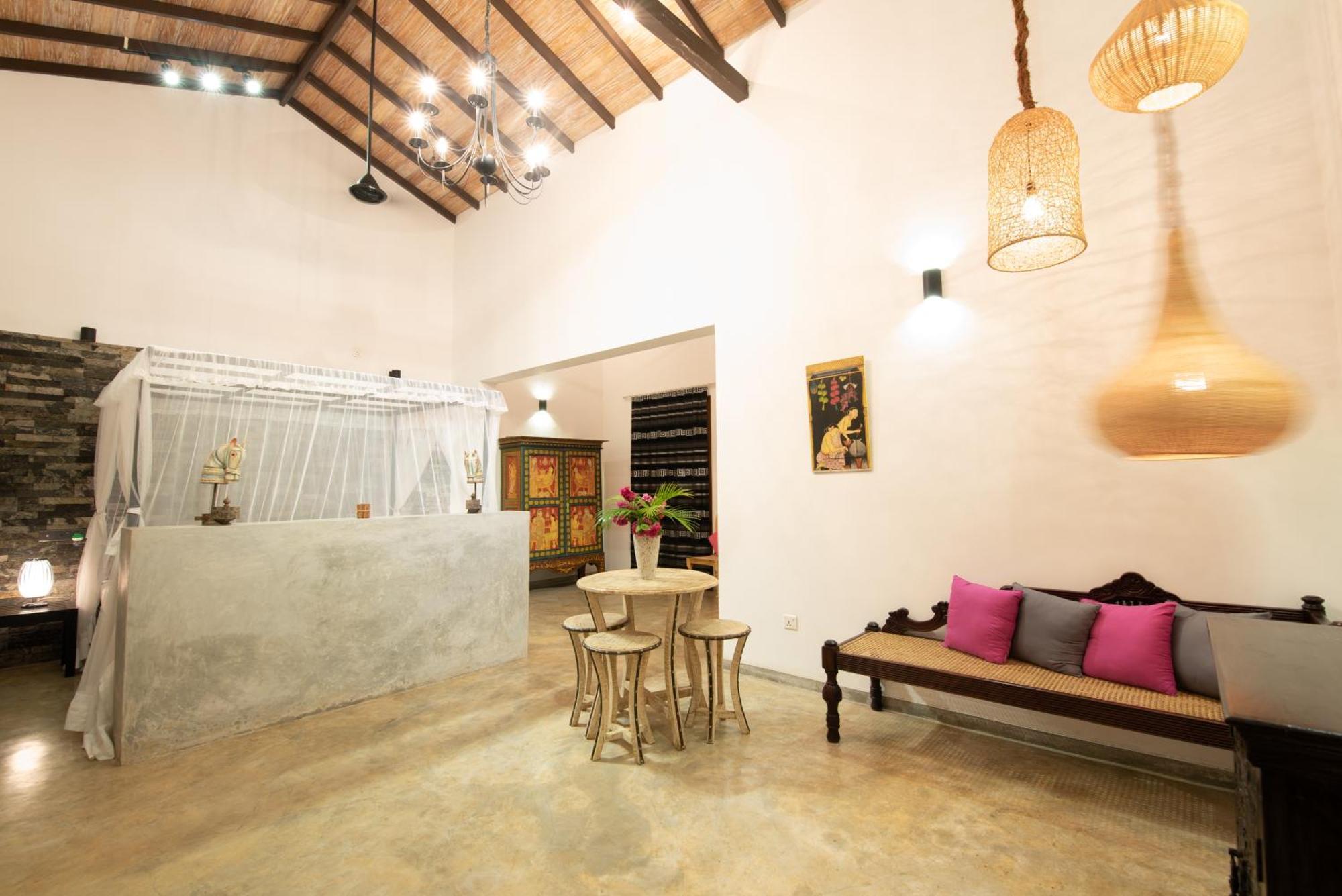 Tropical House - Jungleside Villa Hikkaduwa Oda fotoğraf